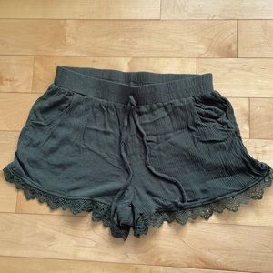 Kingston Grey Solid Crochet Trim Shorts (Olive Green)